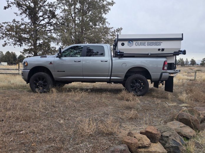 closed cube series camper on ram