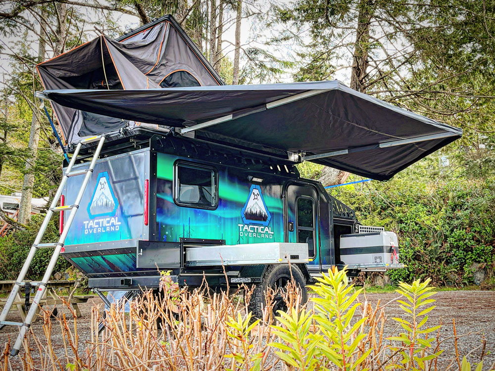 tactical overland hq series with awning