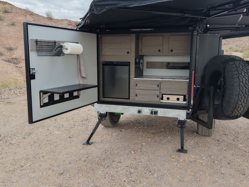 denali campers xtr-10 galley in desert
