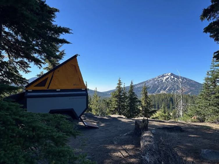 speed goat campers in mountains