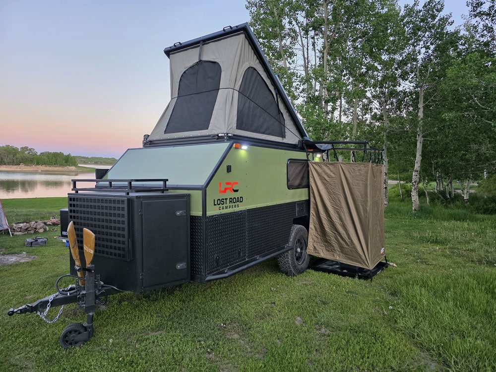 lost road campers luna with tent up