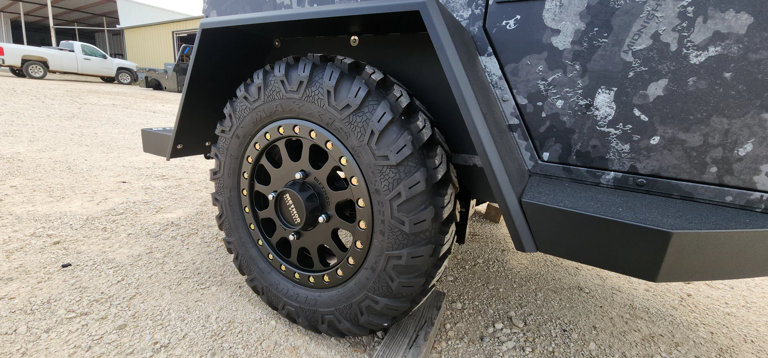 sno trailers recon tires