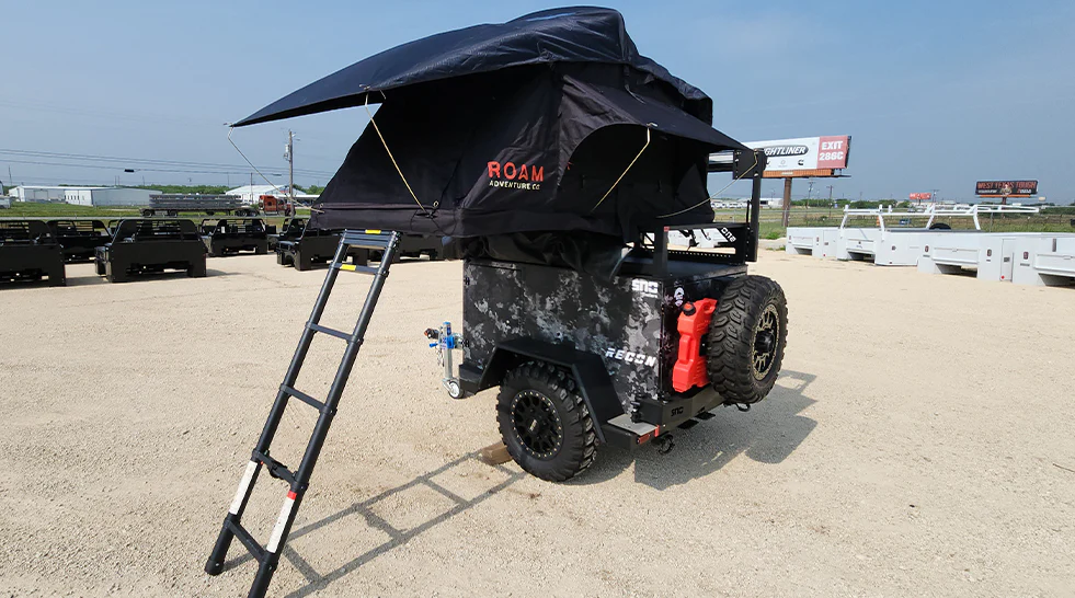 sno trailers recon with tent deployed