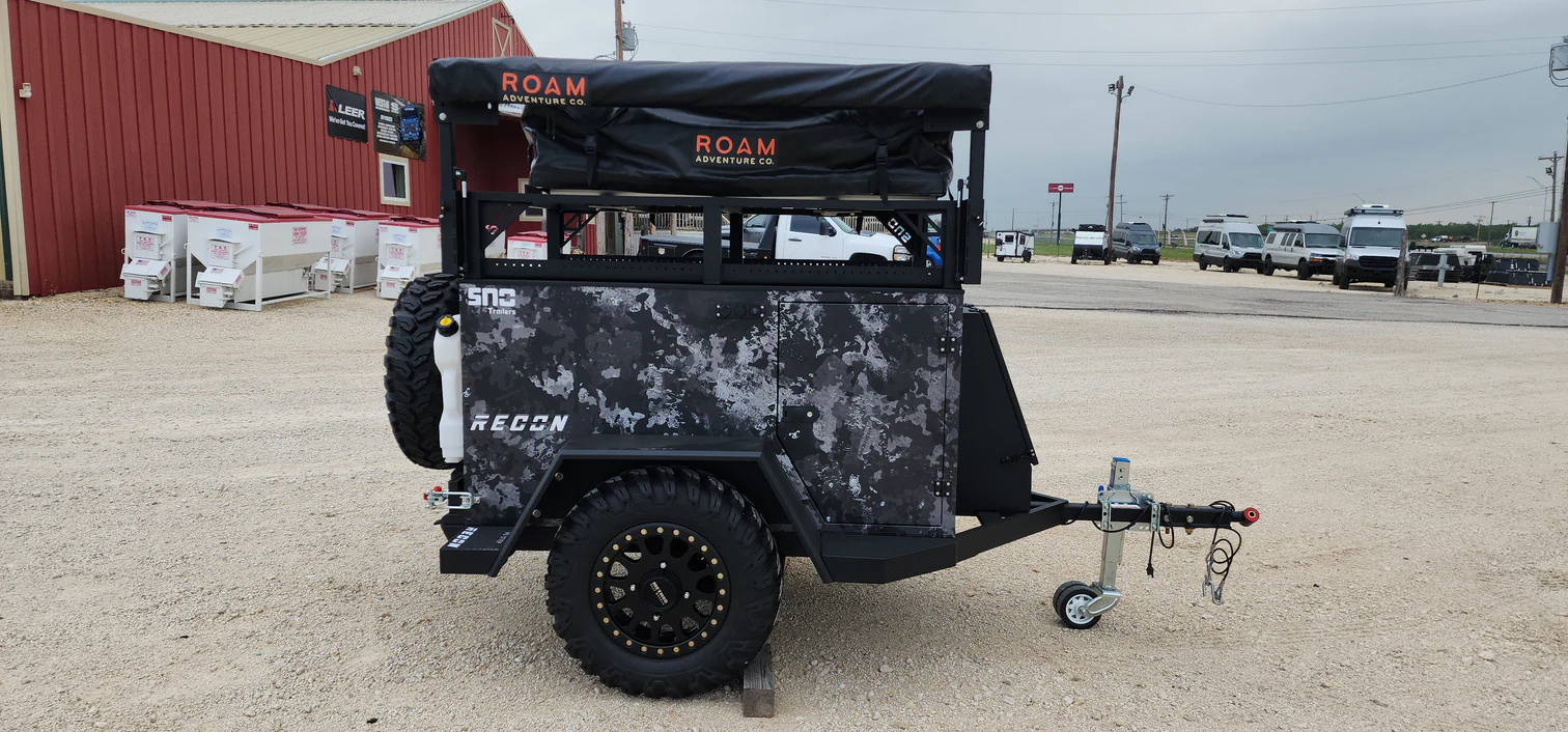 sno trailers recon passenger side