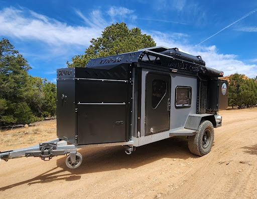 iron peak xtr-10 on dirt road