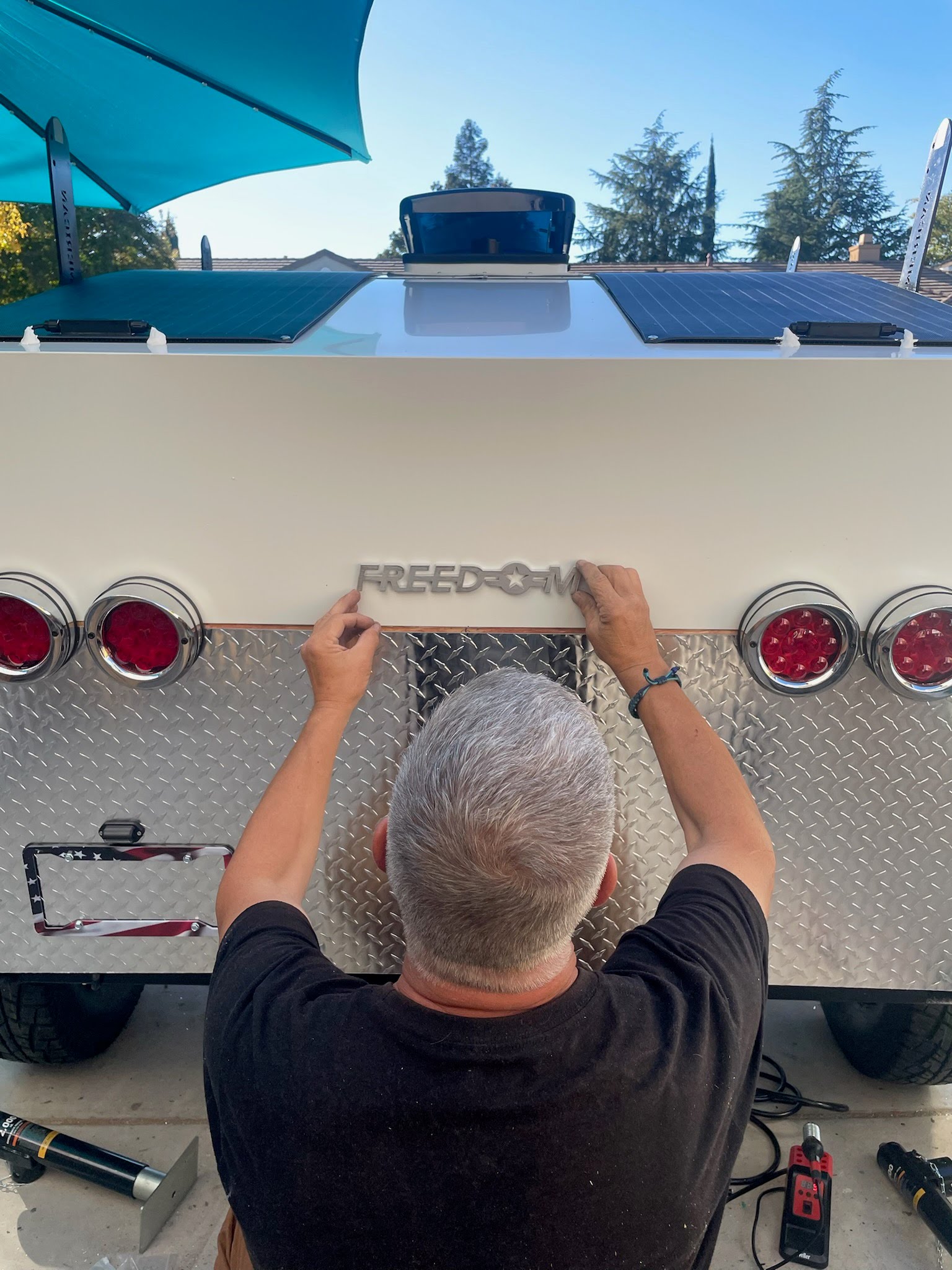 second wind freedom emblem