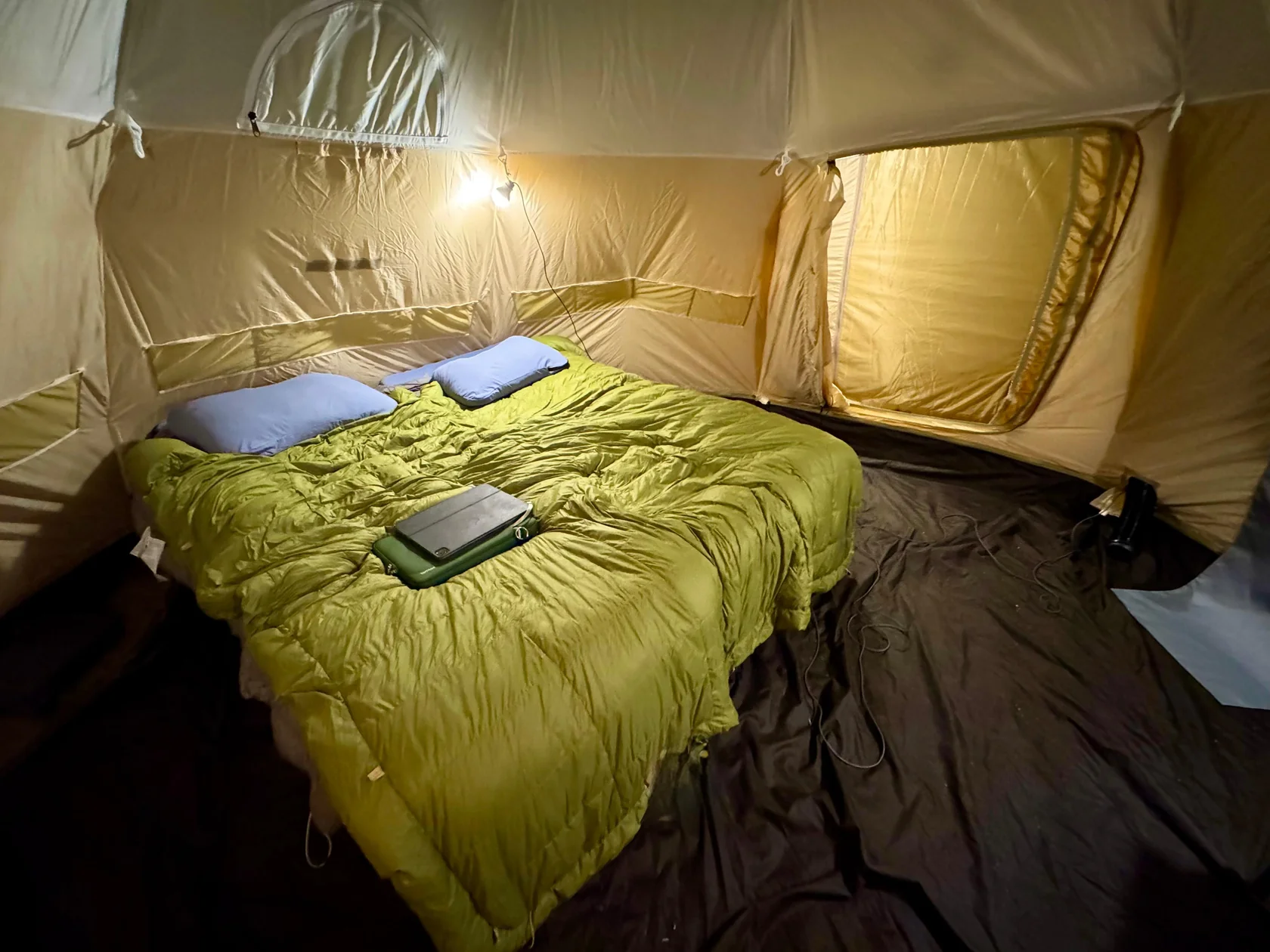 beige bereg up-5 interior