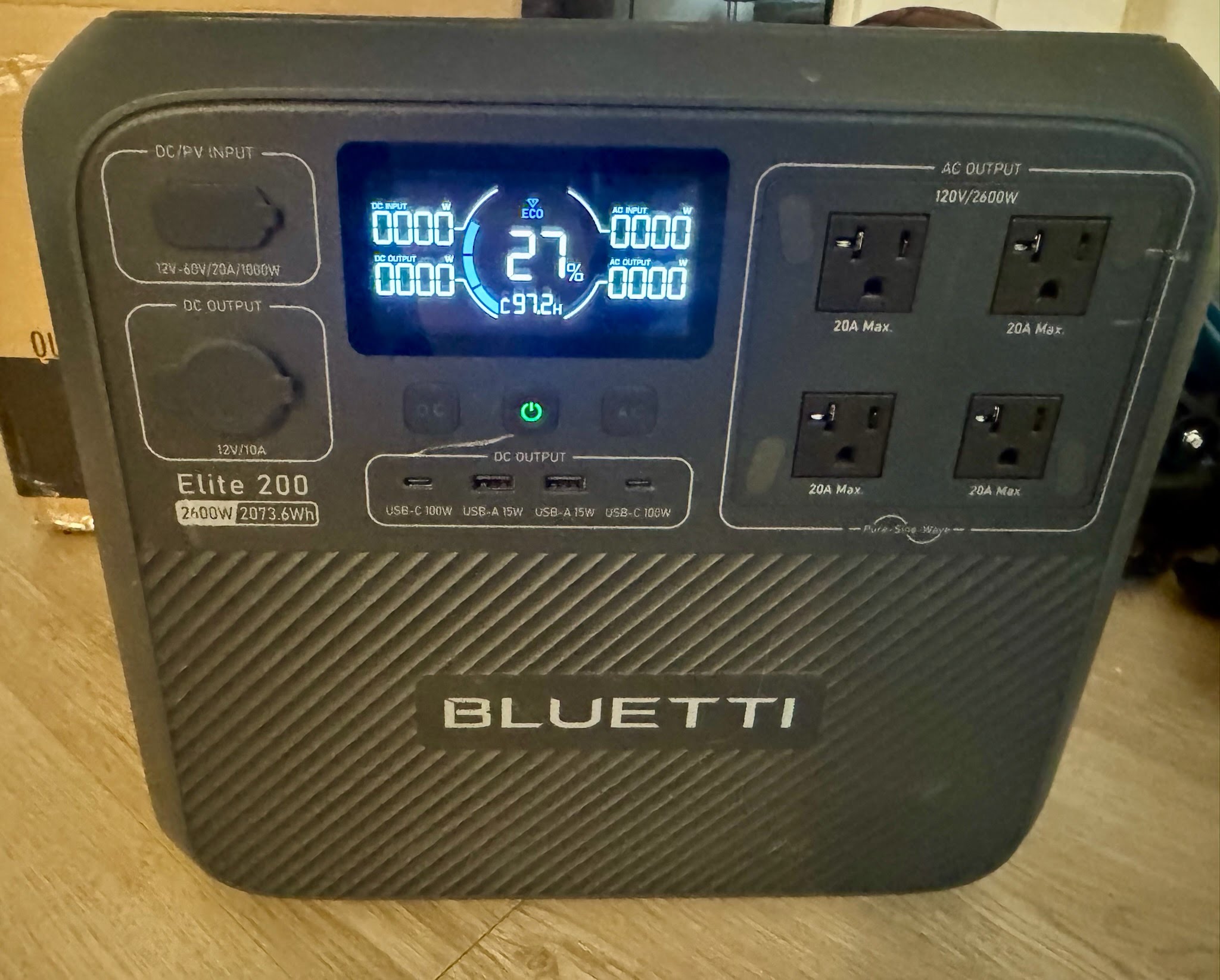 bluetti elite 200 v2 powered on