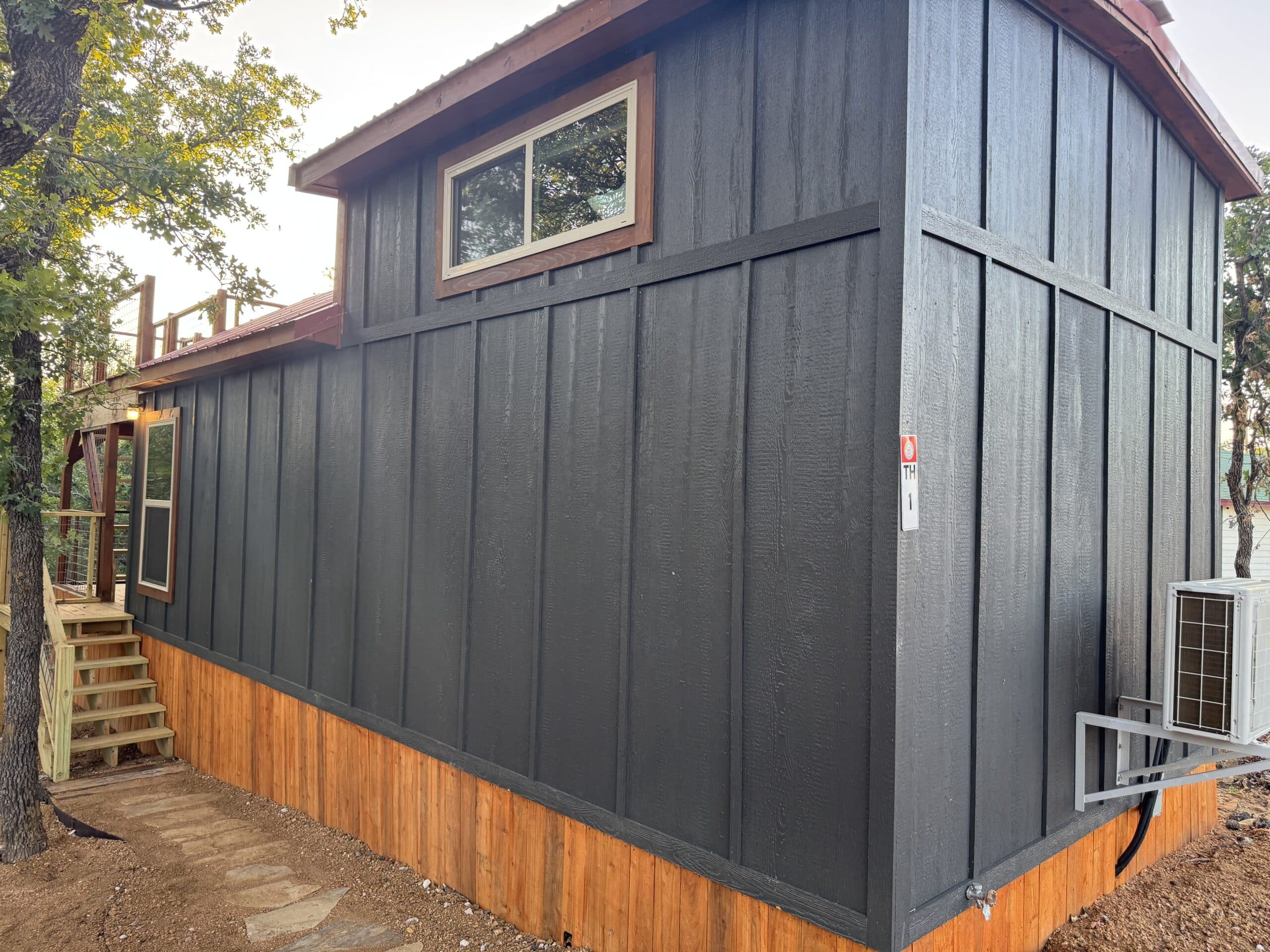 This is one of the smaller cabins that overlooks the lake at Camp Quitcherbichin