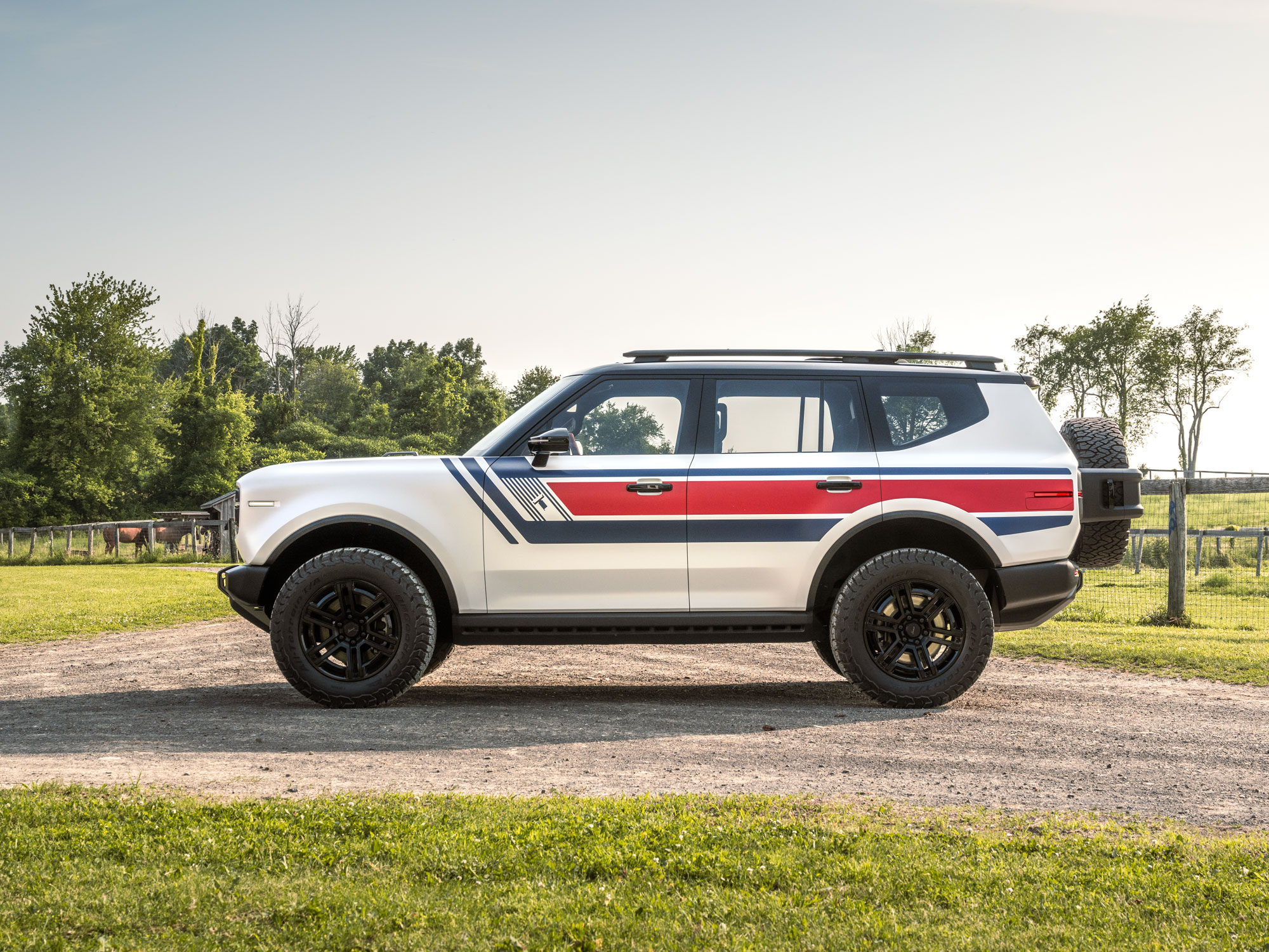 Side profile of the Scout SUV Traveler Spirit of '26 concept