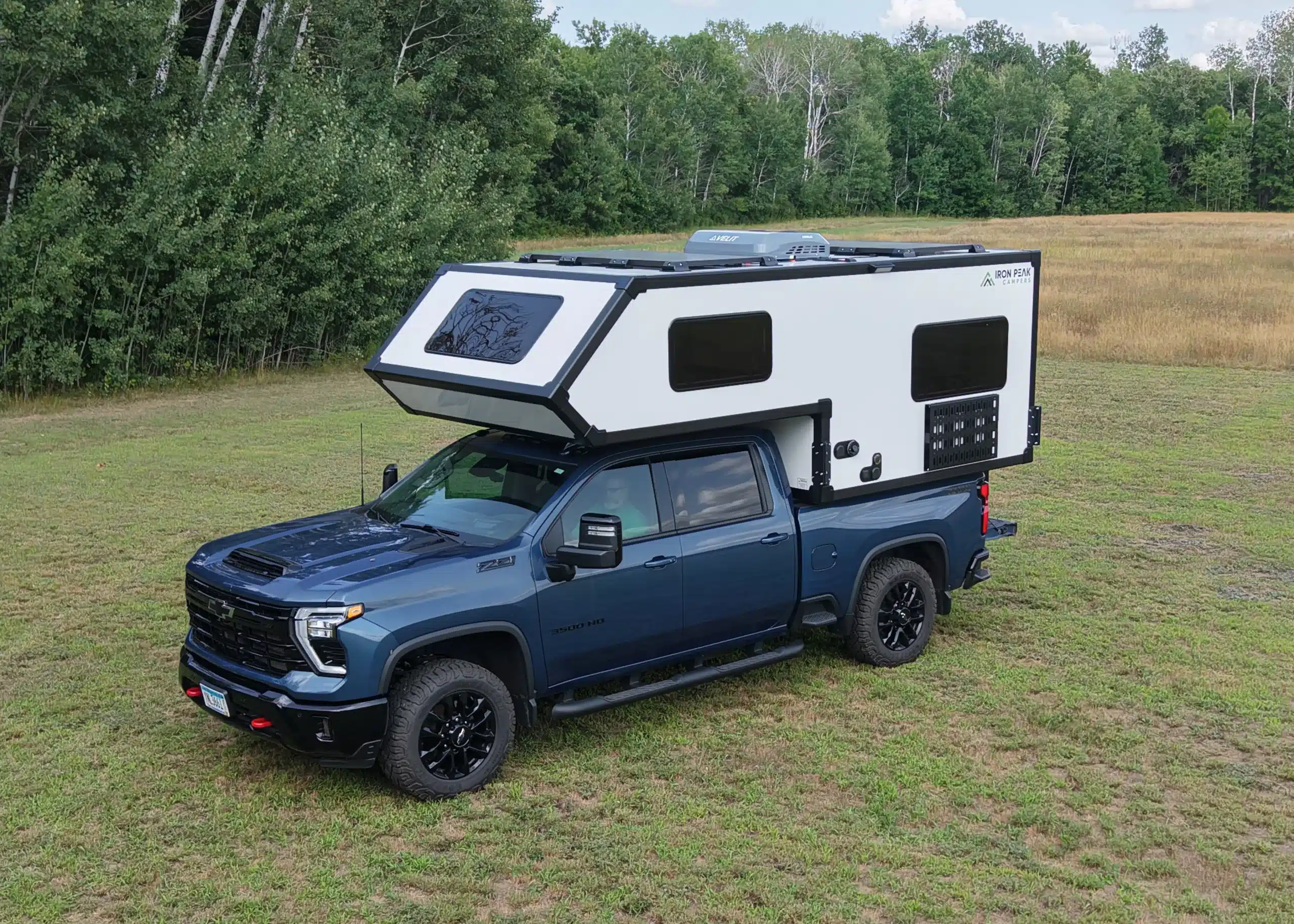 iron peak campers apex 8.0 on silverado hd