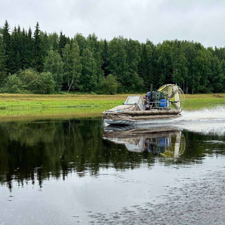 Bereg Airboat 560 - 132 HP