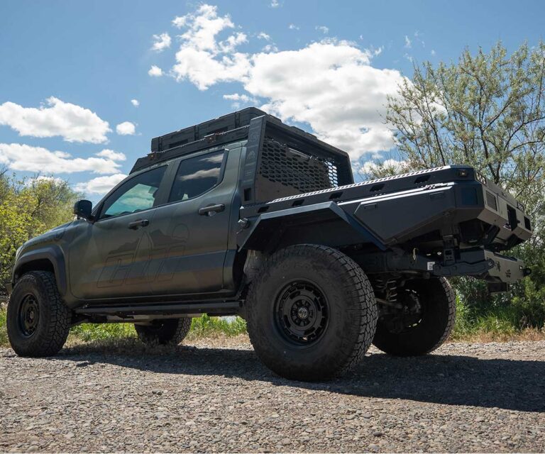 upTop Overland UTE70 Modular Tray Bed
