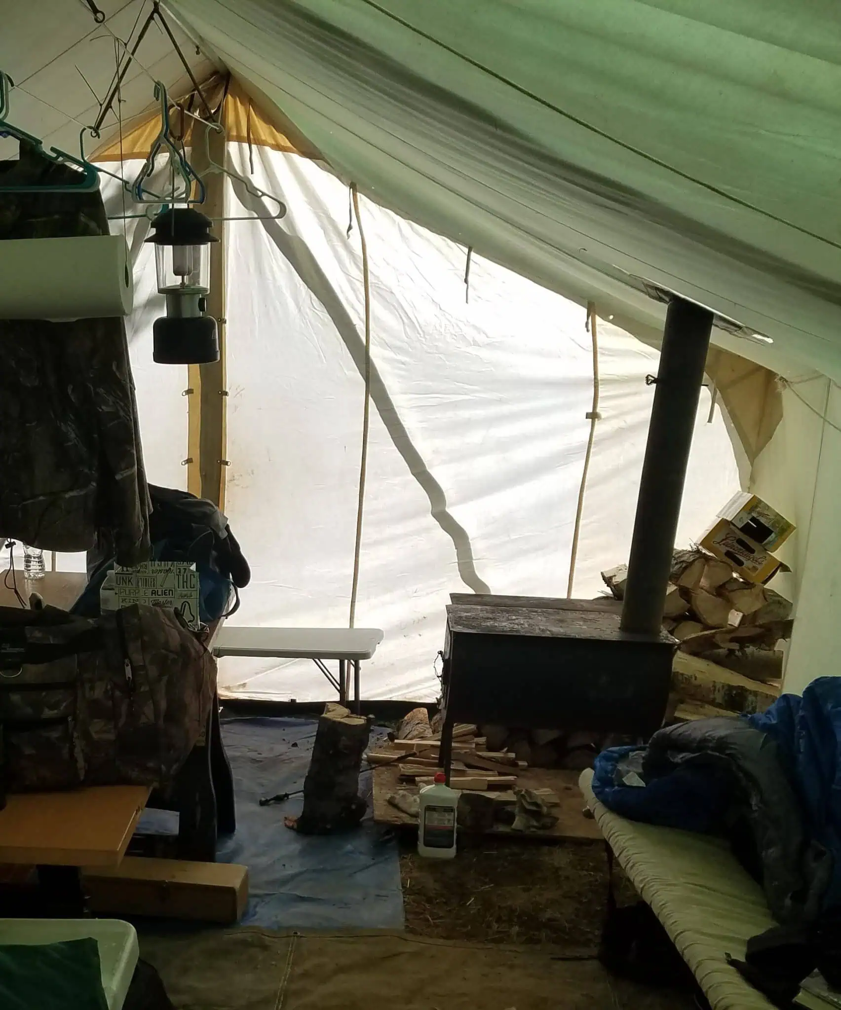 elk mountain heavy duty cylinder stove inside tent