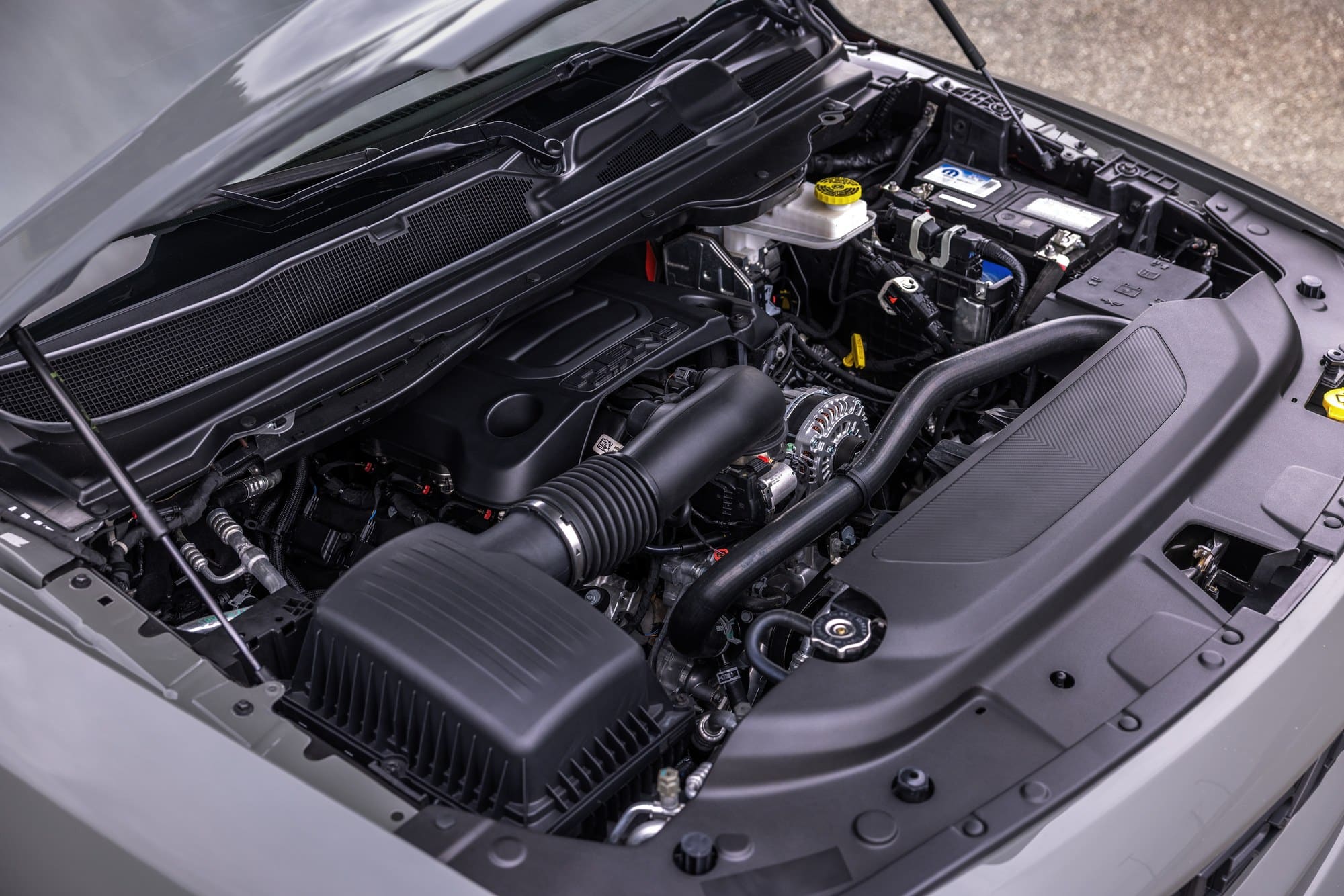 5.7-liter HEMI V8 in the Rumble Bee 5.7-liter HEMI V8 under the hood of the 2027 Ram 1500 Rumble Bee