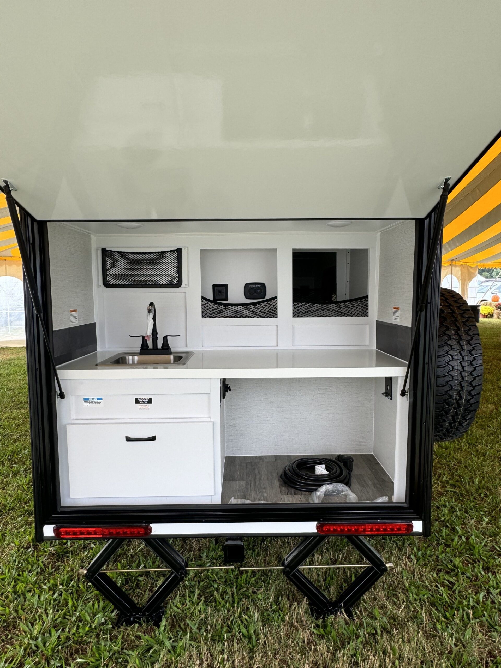 Hopper Mini galley Hopper Mini trailer galley with sink and cabinets